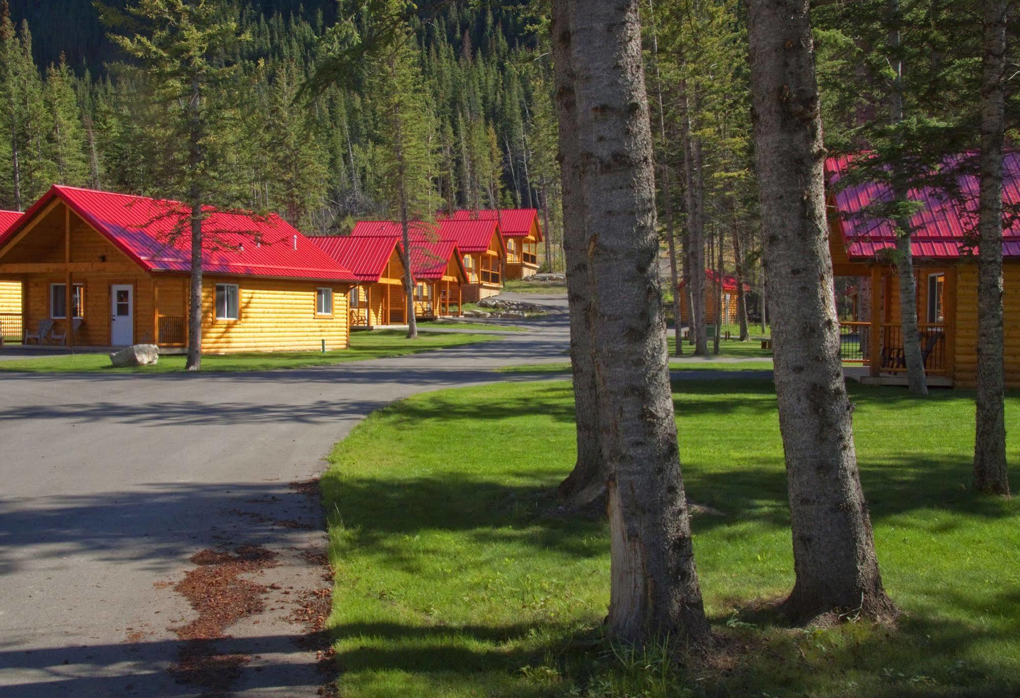 Jasper East Cabins Exterior photo